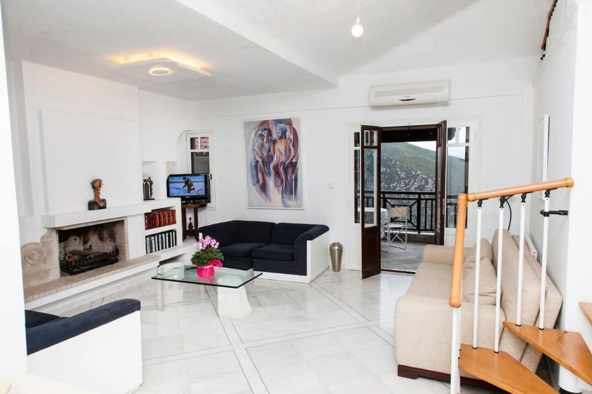 Apollon Stone Villa In Delphi With Breathtaking Views Exterior photo